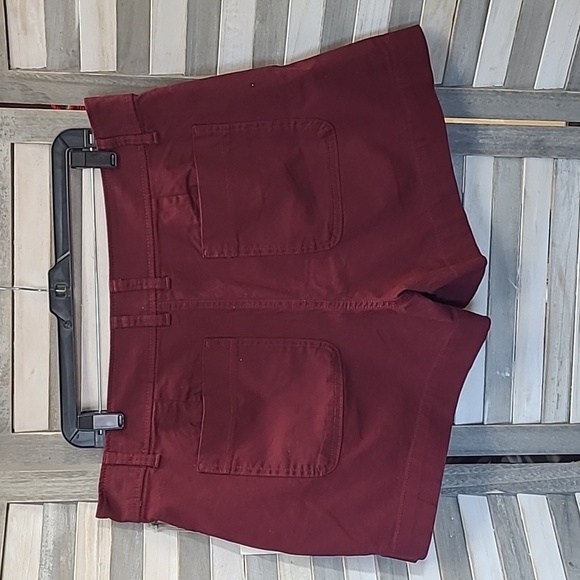 Stretch Shorts | A new day | 16 - Picture 5 of 8